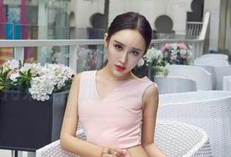 AISS爱丝(黄金版) – 索菲的渔色：原图可以用来教育我，壁纸用来装逼！