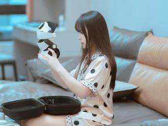 看Bangni邦尼的短裙吧，图片里藏着你的内心戏