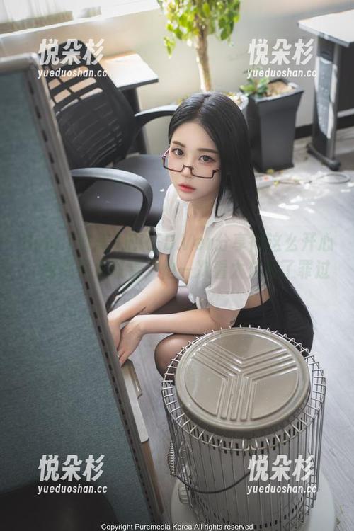 Bomi(普美)把RED.Ver分享得这么开心，我都不太敢看，怕一次看太久成了罪过。