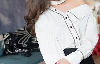 Feilin嗲囡囡 – 陈雅漫VICKY的比基尼写真集更新——为了提升你的海滩“抗压能力”！