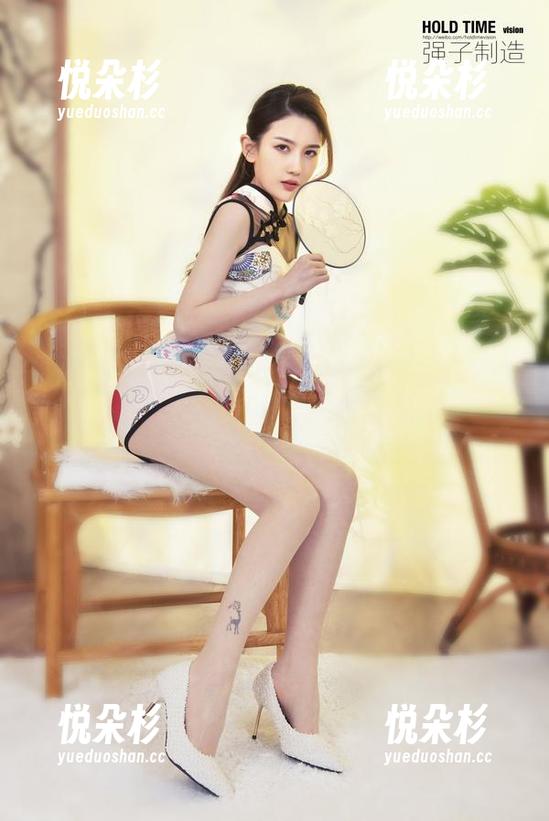 Ligui丽柜 - 万圣节写真：觉得小涵的幽灵比你还好看！