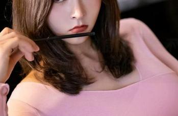 Ligui丽柜 – 露露的私房时光：一不小心就成了御姐图集里的女王