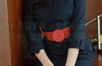 MFStar模范学院 – 久久Aimee的睡衣高清写真，清新又带着些许俏皮感。