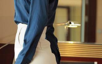 MFStar模范学院 – 吴思晚制服美照：看这组图片，作品里的团建趣事都能分享！