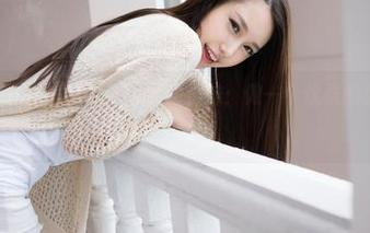 MiStar魅妍社 – Ashely丽丽学妹：做一个优雅的女生，偶尔犯点二。