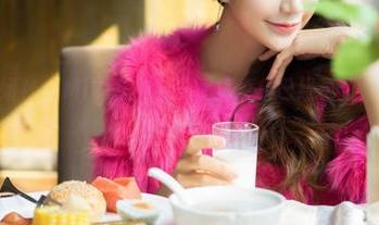 MiStar魅妍社 – Miki兔的双马尾写真集已经更新，谁能做到比她更可爱？