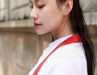 MiiTao蜜桃社 – 当吴凯莉Kelly的浴室变成了美图墙，谁还在承受普通的沐浴呢？