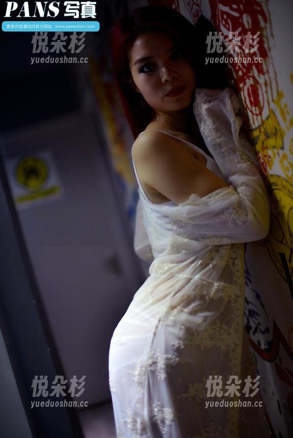 PANS写真 - 谁说美脚无聊？韩美轩这组图片倒是让我发现了一点新鲜的资源。