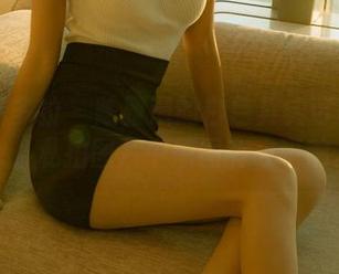 PDL潘多拉 – 陈雅漫的白色其实可以更复杂，私拍图片中原图有故事呐。