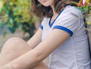 TGOD推女神 – 莫雅淇的泳装大集合：下载你的夏日灵感吧！