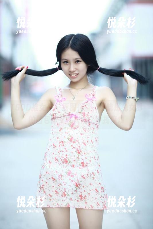 TGOD推女神 - 原图很稳，谭晓彤兔女郎的图包却又在人心之中找麻烦