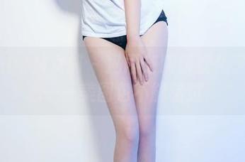 TuiGirl推女郎 – 冯雨芝眼镜软化了我的心——美图包不能错过！