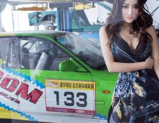 TuiGirl推女郎 – 潘娇娇最新裸足作品–轻松、自然，就像在沙滩上漫步。