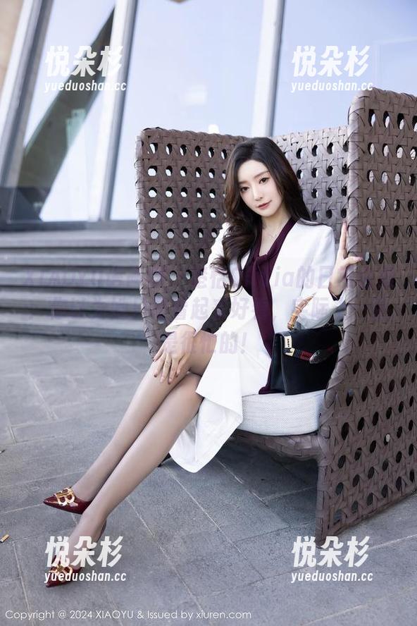 XIAOYU语画界 - 楚恬Olivia的日常合集：你以为她只是看起来好看，实际上…还是很忙的！