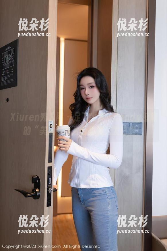 Xiuren秀人网 - 足下生辉？Candy糖糖的“美足”图片合集发光发热啦！