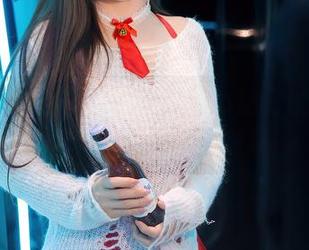 Xiuren秀人网 – 来自tina甜仔的写真福利：秘密中的小惊喜