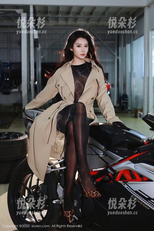 Xiuren秀人网-司妃SL Xiuren秀人网 - 隐藏在司妃SL合集里的秘密,下载后思考人生