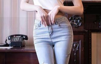 Xiuren秀人网 – 女王木木hanna的作品：网盘中的另类统治