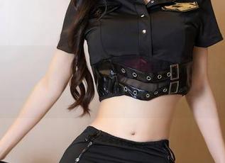 Xiuren秀人网 – 甜七七的女仆全套作品，真想问她咖啡是在哪儿点的？