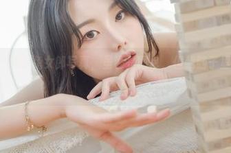 Yuna(윤아)的红兔女郎写真，虽说是图包，但我脑子里已经不全是她了