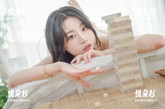 Yuna(윤아)的红兔女郎写真，虽说是图包，但我脑子里已经不全是她了