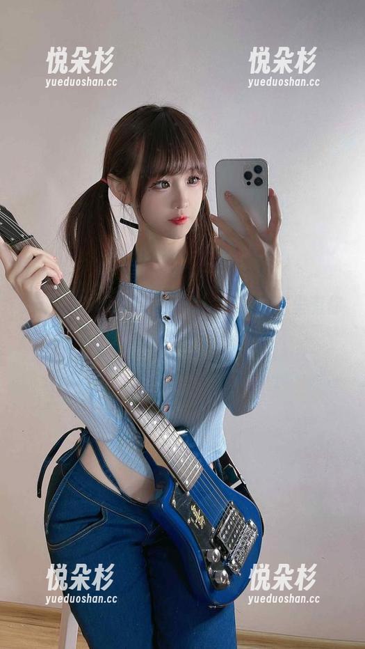 miko酱ww的‘Luna’合集，这里有你想要的暧昧，不看浪费。