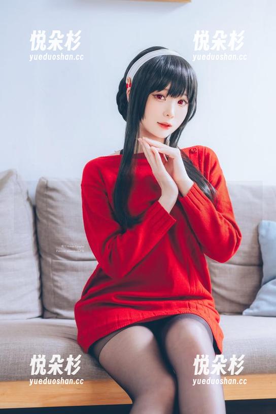 shimo霜月 shimo霜月带你玩转私房校服,书卷气?还是带点叛逆味?