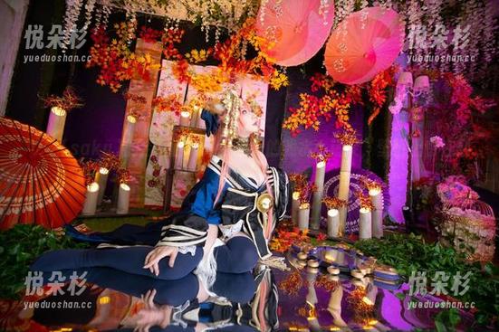 サク(saku)的浴缸世界：合集里的戏水小精灵，壁纸上也在翻腾!