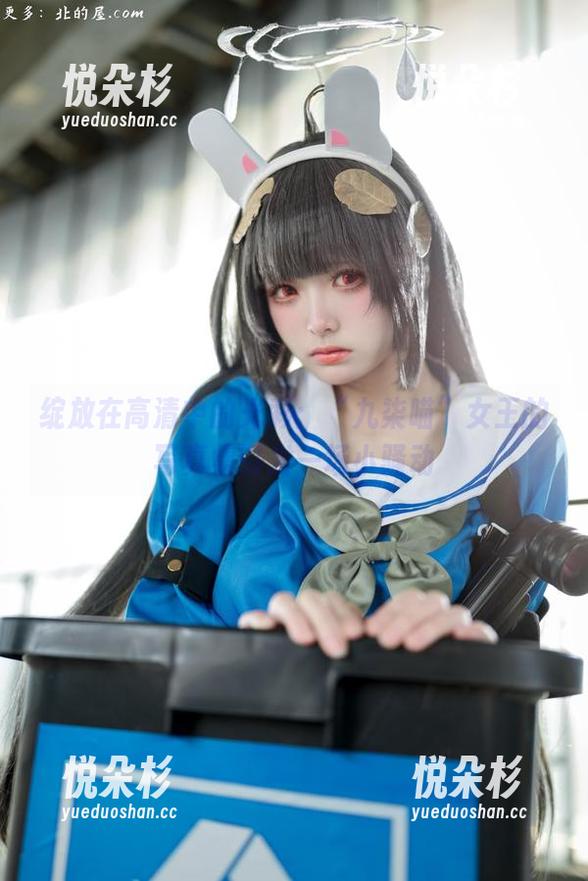 绽放在高清中的光彩：“九柒喵”女王的写真集引发一场小骚动