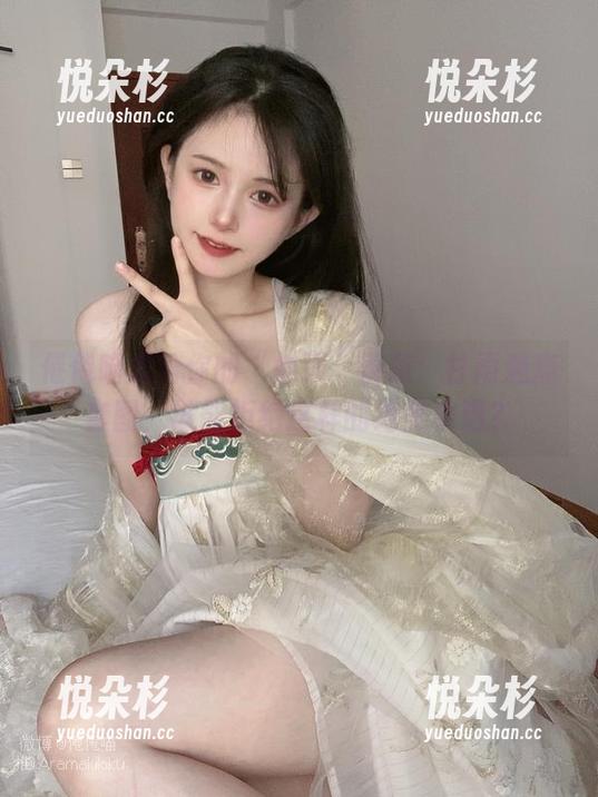 倦倦喵发给你的“勉强”善意：甘雨魅魔套图，谁能拒绝这样的绝美奇遇？