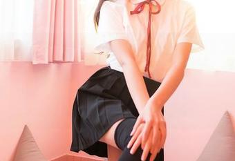 嗲囡囡 – 就想说，Hana妹的清纯写真图册完全打破了我的认知，如果这是清纯，我倒是想长期体验一下…