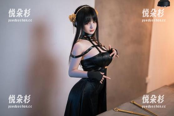 精选失眠小宁：居家少女的日常，不一定都有光鲜的一面哦。