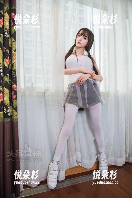 头条女神 - 让人想多看几眼的温心怡——这波纯白图集吧