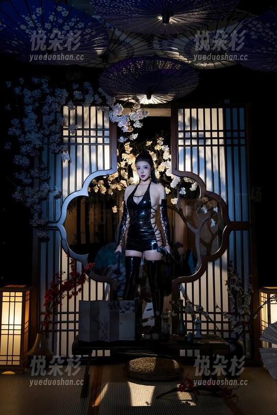 何芙与奈汐酱Nice同框，在线作品像一场关于光影的小旅行