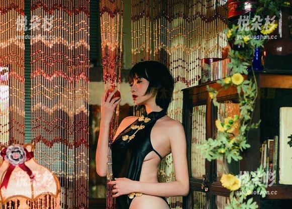 向奈汐酱Nice的内衣致敬，原图太美，壁纸得先换，再说别的！