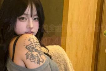 微密圈 – 小u优优子的全套演绎，成为众人心中唯一的7.4嘉宾！