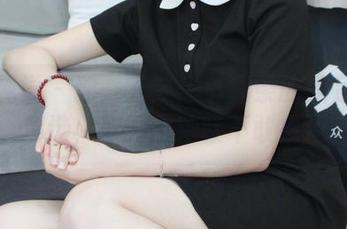 小众视觉 – 独一无二：小薯条的美足套图精选，你的白跑鞋不敢接招