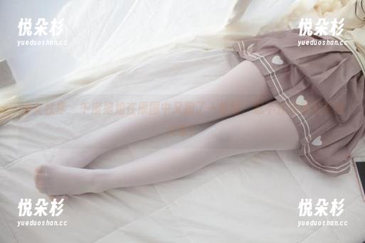 少女秩序 - 千澄姐姐在原图中又撒了一把娇，忍不住想要分享给大家！