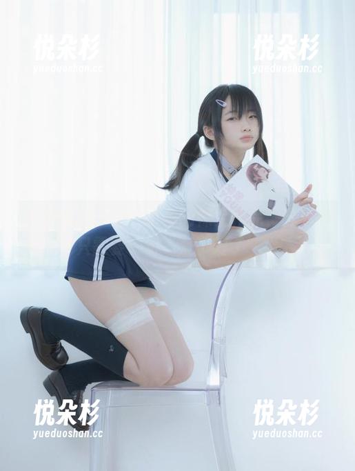 少女秩序 - 看！小鱼的裸足作品，分享也只需要一句“爱了爱了”。
