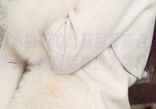 尤果网 – 小桃子的比基尼写真合集：职场桃子，放假后真是大变样！