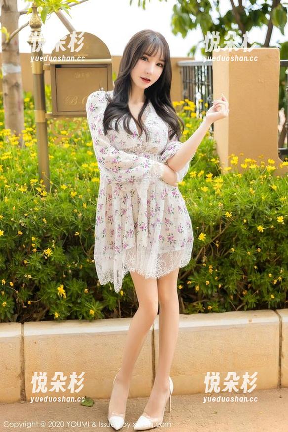 尤蜜荟 - 想看是小逗逗在连衣裙里‘作’出各种花样吗？原图马上奉上，前排请自备吃瓜神器！