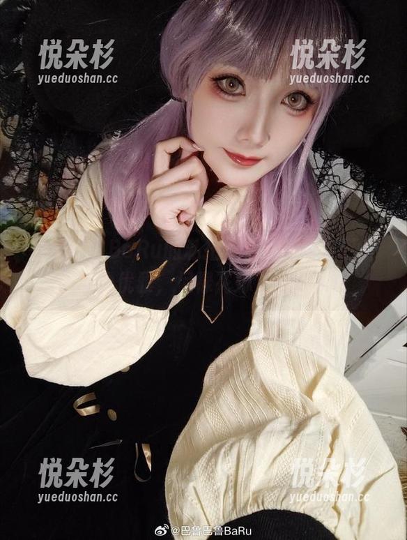 巴鲁巴鲁BaRu的私拍，套图记录下那种随意的优雅，尼禄花嫁加点调皮！