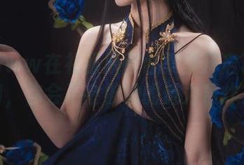 弥音音ww在礼服原图合集里开启了潮流大门，你会不会被她的魅力轰炸？！