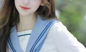 海边的怡子yiii，图片里每一帧都别出心裁，资源用得十分到位！