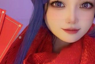 在制服魅力和福利中徘徊—看戚顾儿原图有种说不出的暖意