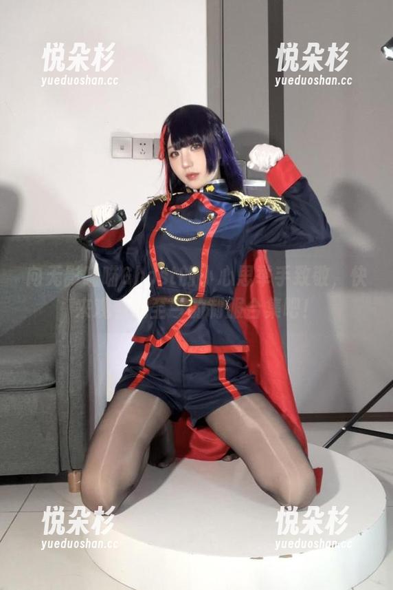 向无影喵喵Ghost的小心思举手致敬，快来观看她至今的制服合集吧！