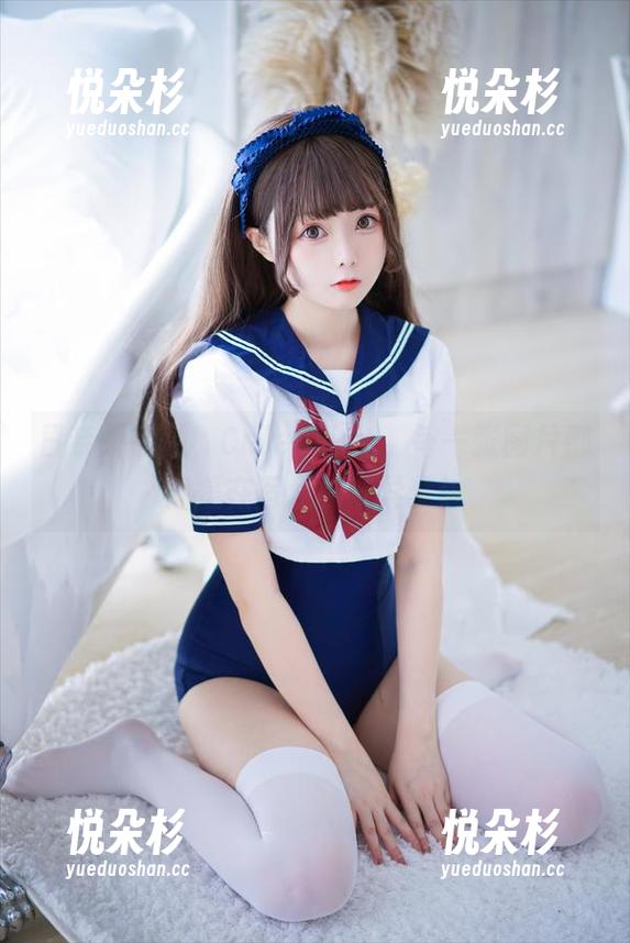 日奈娇私拍，Celestine，每一张图片都像是在写我的奇异梦！
