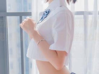 套图应该叫“艳光四射”，木棉棉OwO的豹纹兜兜转转，太好奇是怎样的心路历程！