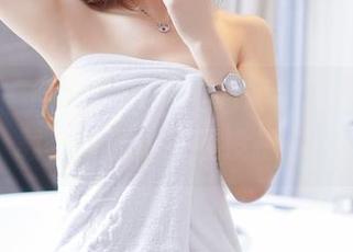 果团网 – 何梦兮Stacy的奶牛，不可不下载，但也别说我没提醒。
