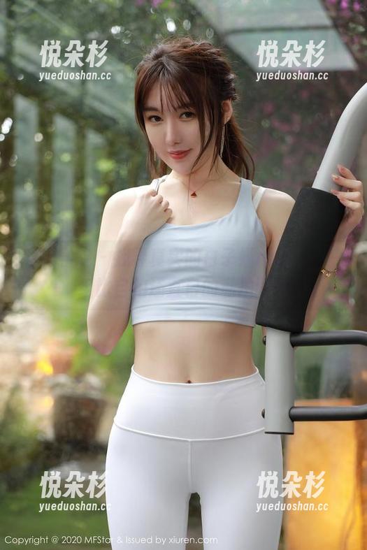 模范学院 - 找寻真实的白子嫣nicky：一组比自拍还直白的私拍图集